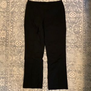 Stretchy, black, pull-on trousers. Straight leg. Ponte fabric.